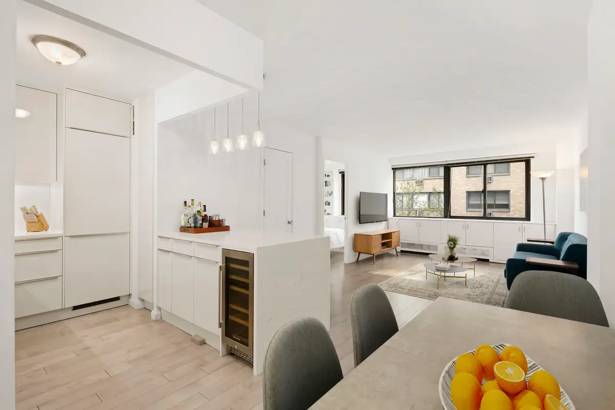 16 W 16th Street #6ES, New York, NY 10011 - #1