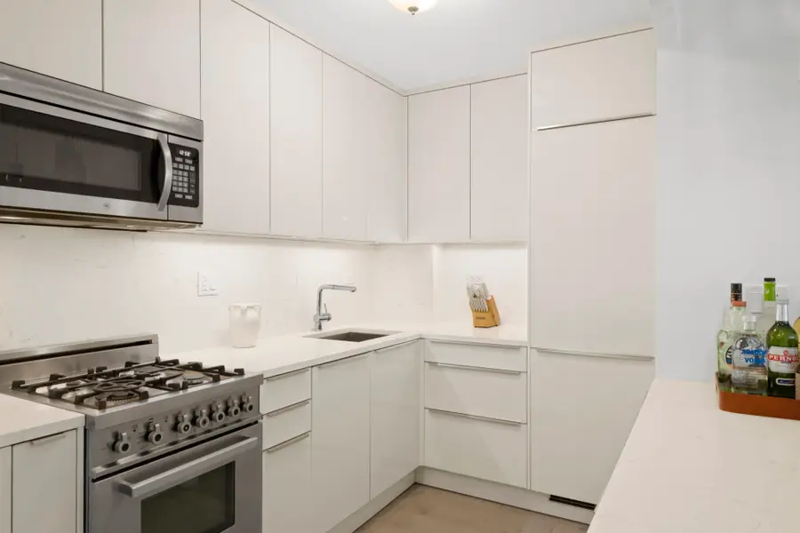 16 W 16th Street #6ES, New York, NY 10011 - #3