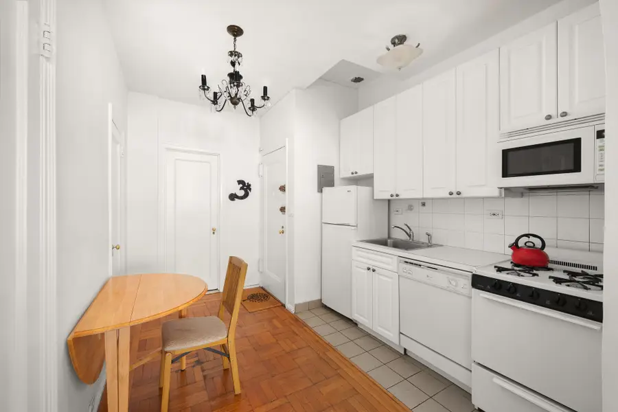 235 E 73rd Street #1A, Manhattan, NY 10021 - #3