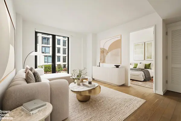 500 W 45th Street #321, Manhattan, NY 10036