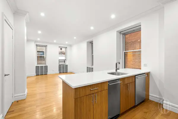 26 E 63rd Street #2c, Manhattan, NY 10065-0298