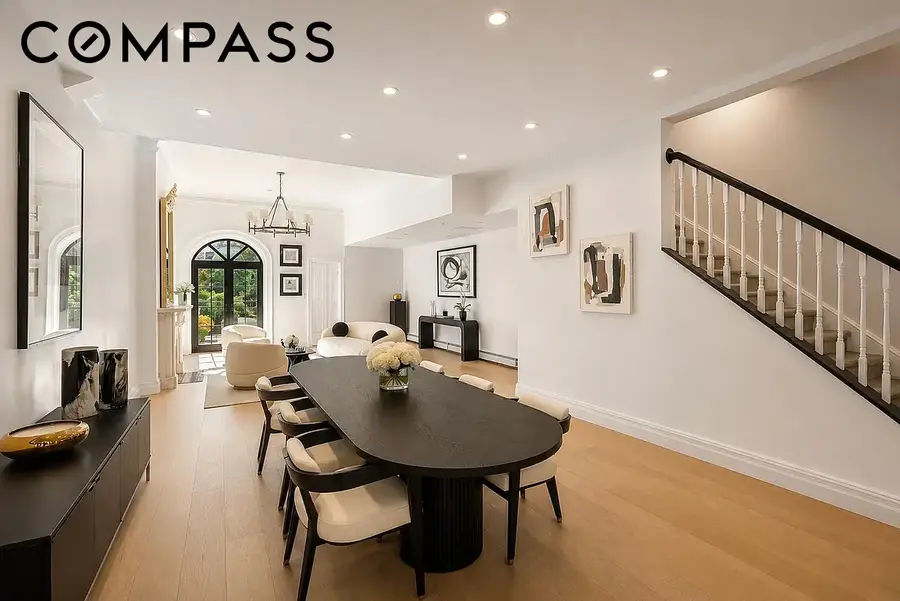 222 E 61st Street, Manhattan, NY 10065 - #2