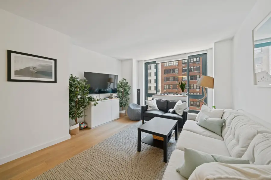 1 Irving Place #V-7C, Manhattan, NY 10003 - #2