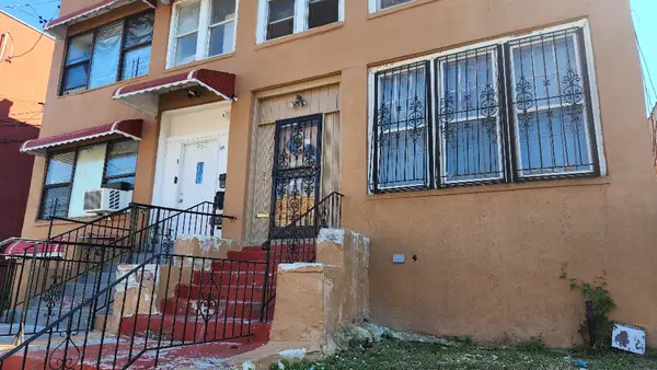 950 E 223rd Street, Bronx, NY 10466