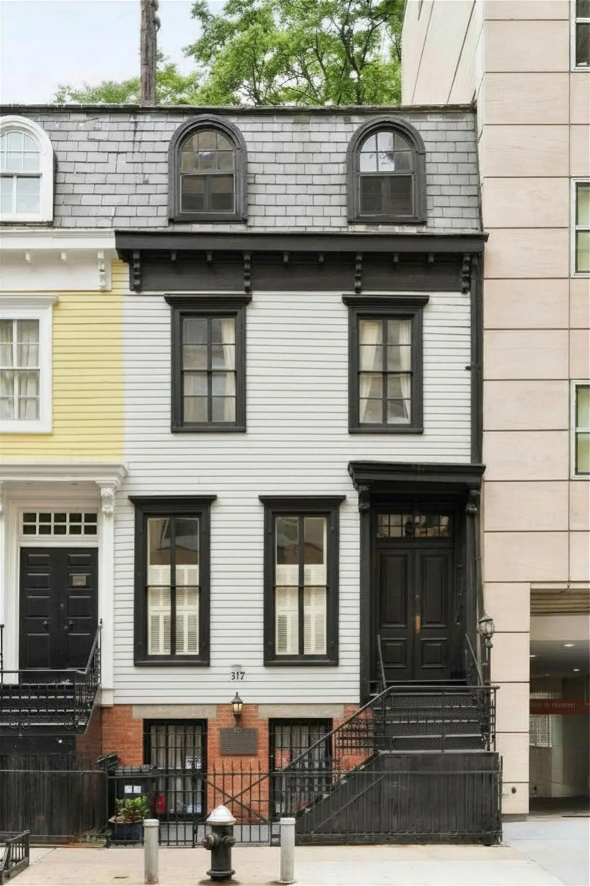 312 E 53rd Street, Manhattan, NY 10022 - #1