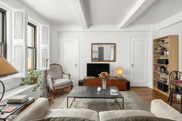 211 E 35th Street #9D, Manhattan, NY 10016
