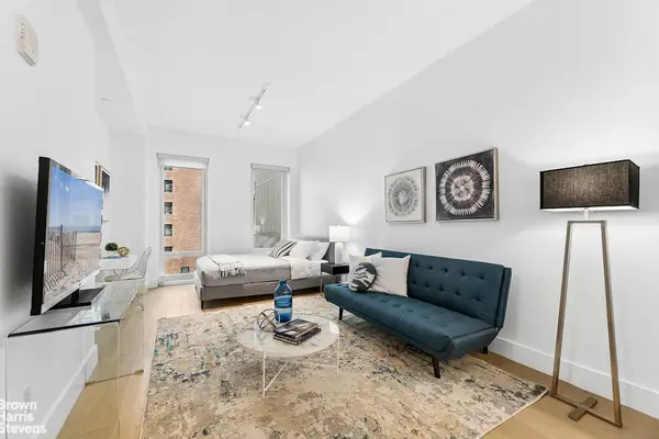 15 W 61st Street #4D, Manhattan, NY 10023
