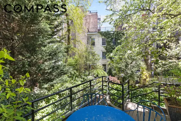 15 St Lukes Place, Manhattan, NY 10014