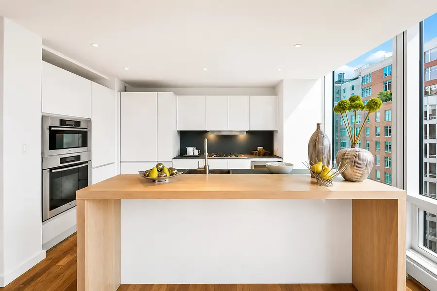 166 W 18th Street #8B, Manhattan, NY 10011 - #3