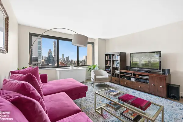 300 E 59th Street #3504, Manhattan, NY 10022