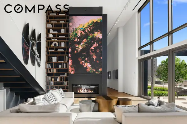 1 Ave B #PHI, Manhattan, NY 10009