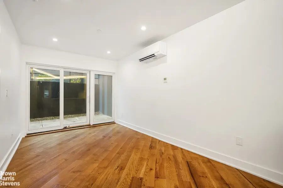 553 W 182nd Street #1, Manhattan, NY 10033 - #2