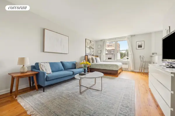 220 Berkeley Place #5J, Brooklyn, NY 11217
