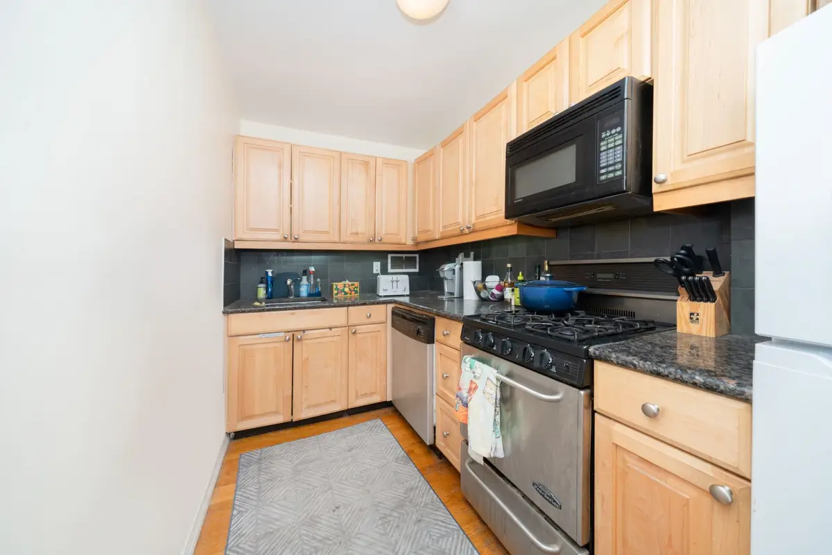 333 E 34th Street #9J, Manhattan, NY 10016 - #1