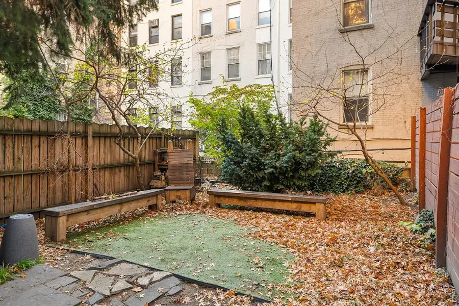 362 W 30th Street #HOUSE, Manhattan, NY 10001 - #2