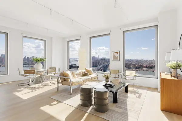 8 S 4th Street #42B, Brooklyn, NY 11249
