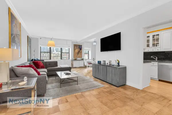 333 E 55th Street #11F, Manhattan, NY 10022