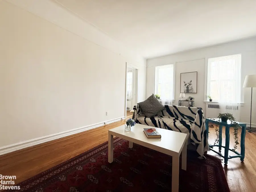 85-10 34th Avenue #421, Queens, NY 11372 - #3