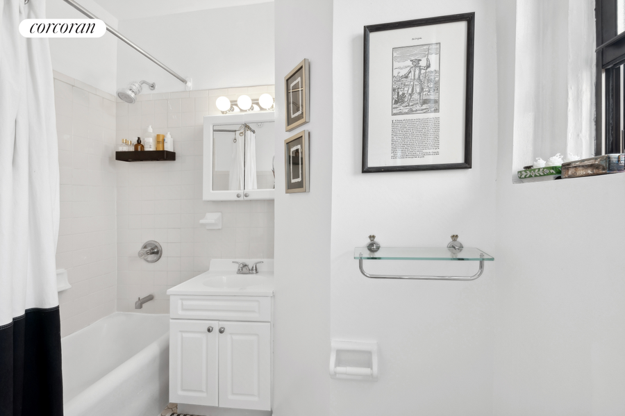 270 W 11th Street #6A, Manhattan, NY 10014 - #3