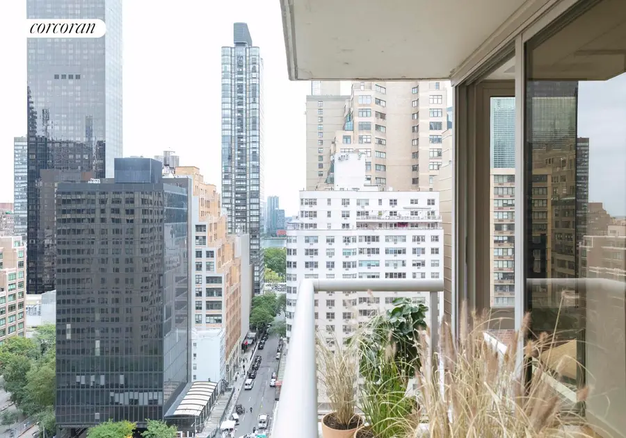 234 E 46th Street #705, Manhattan, NY 10017 - #3