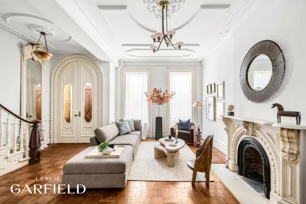 305 E 18th Street, Manhattan, NY 10003