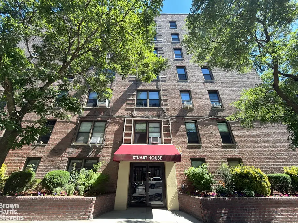 525 W 235th Street #6C, Bronx, NY 10463 - #1