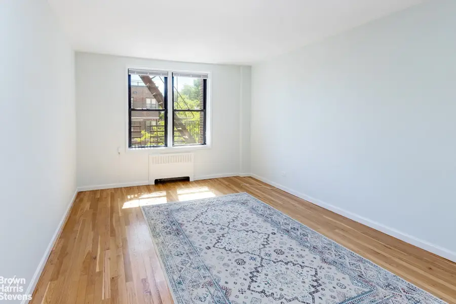 525 W 235th Street #6C, Bronx, NY 10463 - #3