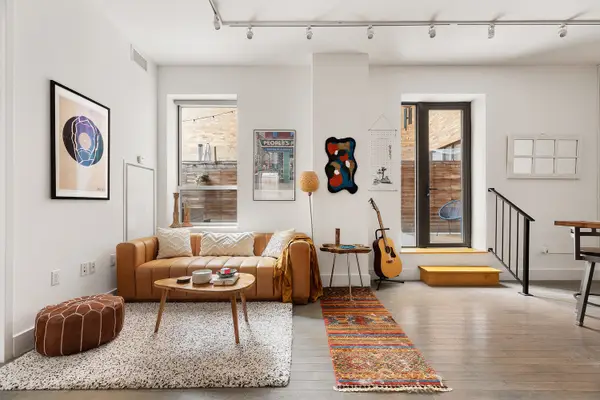 416 W 52nd Street #225, Manhattan, NY 10019