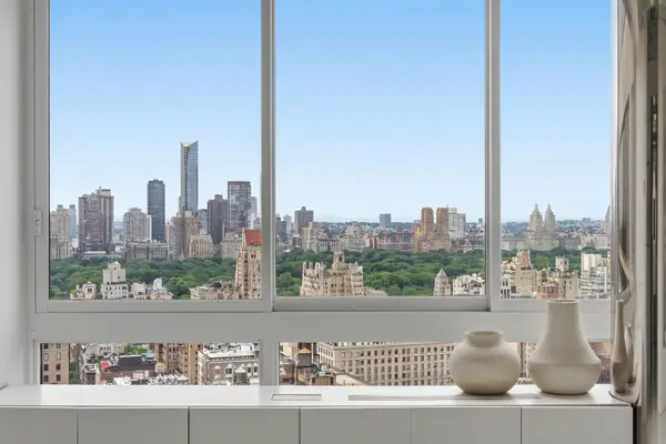 167 E 61st Street #167EAST61, Manhattan, NY 10065