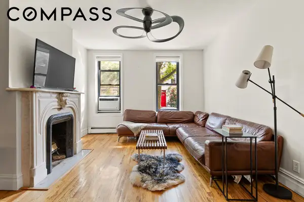 90 Pioneer Street, Brooklyn, NY 11231
