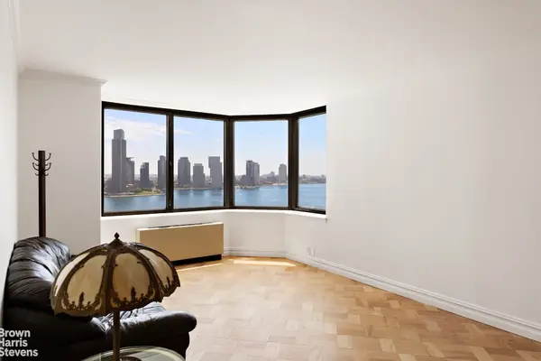 415 E 37th Street #21C, Manhattan, NY 10016