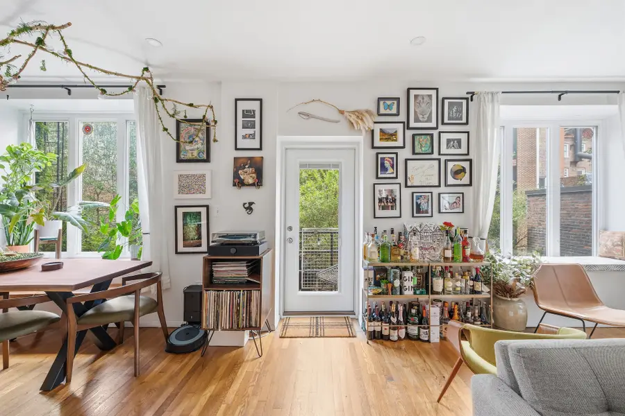 79 W Washington Place #2R, New York, NY 10011 - #2