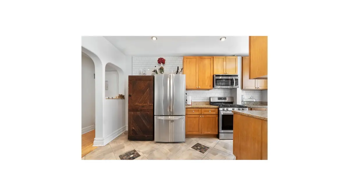 811 Walton Avenue #D5, Bronx, NY 10451 - #1