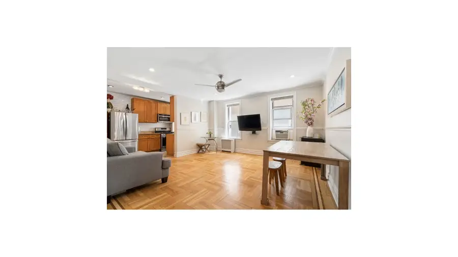 811 Walton Avenue #D5, Bronx, NY 10451 - #3