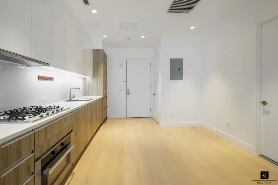 136-18 Maple Avenue #15-D, Queens, NY 11355 - #3