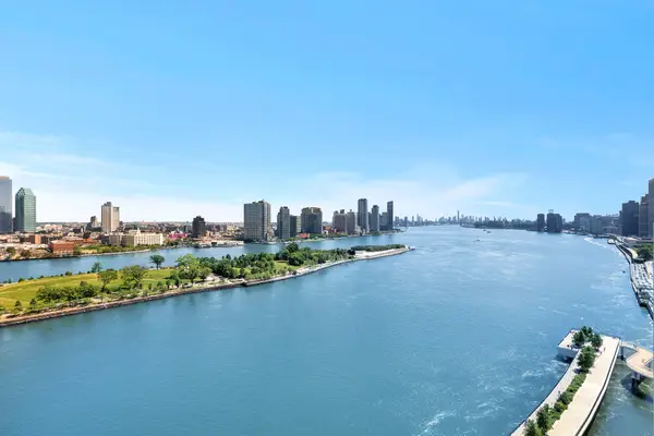 25 Sutton Place S #PHG, Manhattan, NY 10022