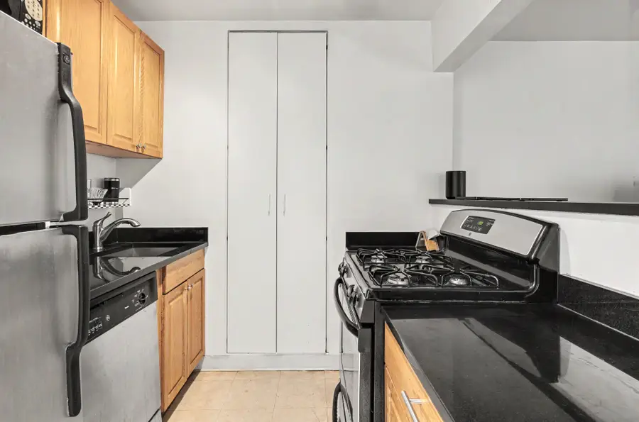 280 Rector Place #8N, Manhattan, NY 10280 - #3