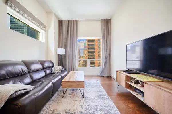 250 E 49th Street #18A, Manhattan, NY 10017