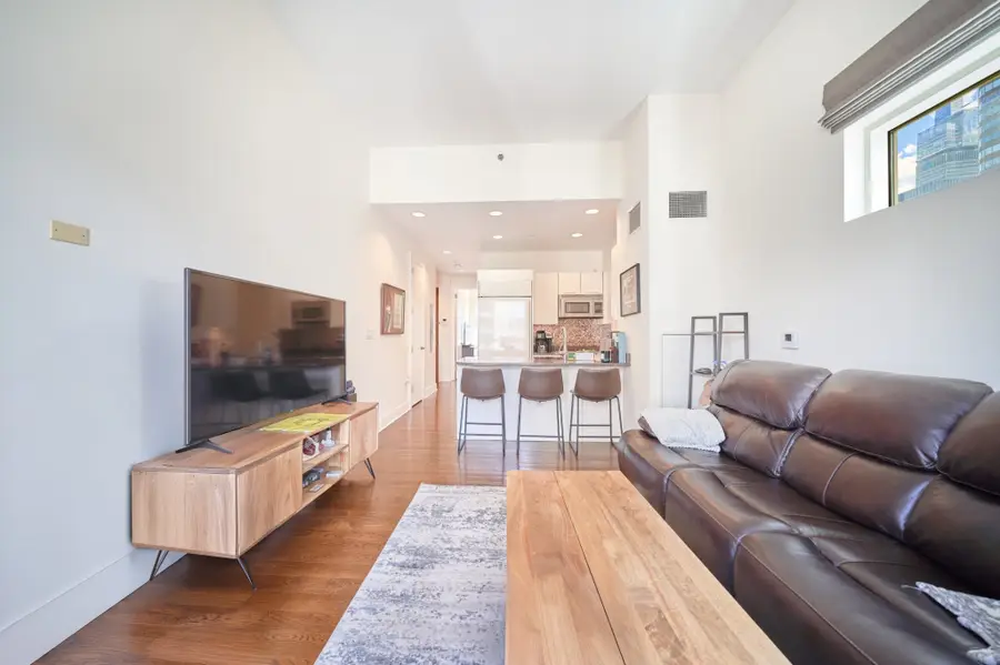 250 E 49th Street #18A, Manhattan, NY 10017 - #2