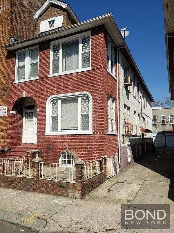 135 E 92nd Street #2 Family, Brooklyn, NY 11212