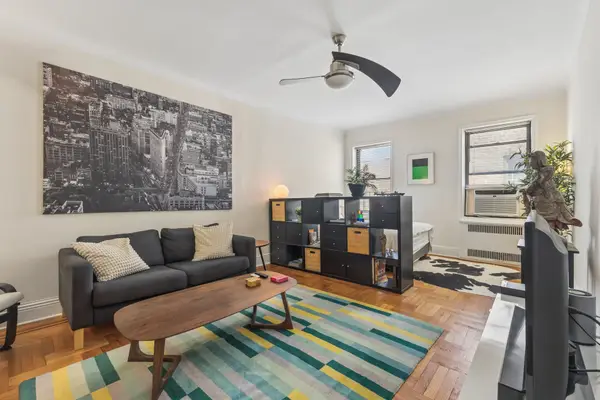125 Hawthorne Street #6J, Brooklyn, NY 11225