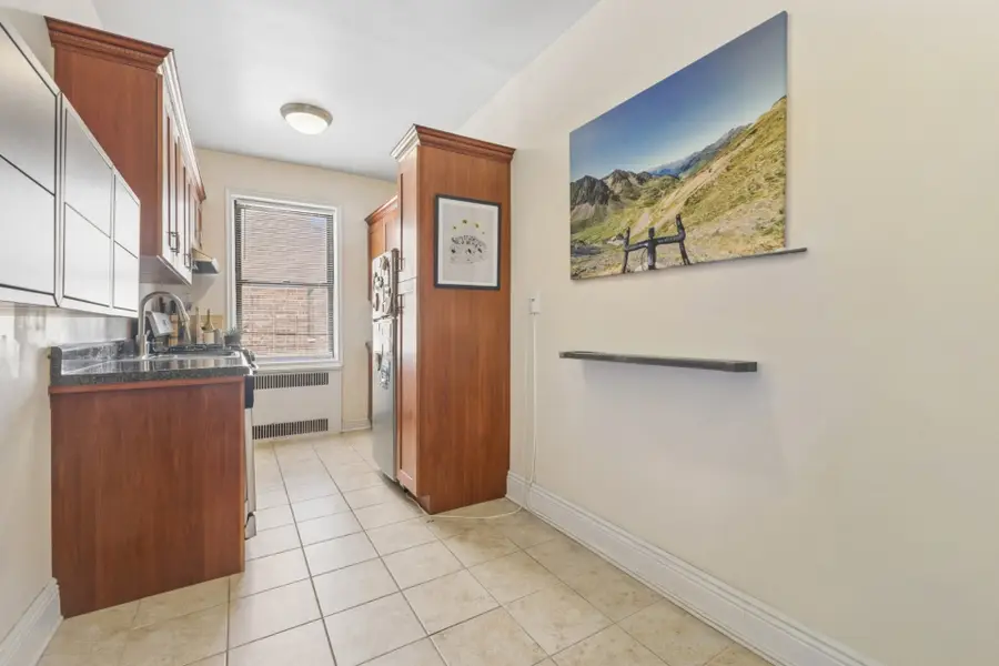 125 Hawthorne Street #6J, Brooklyn, NY 11225 - #3