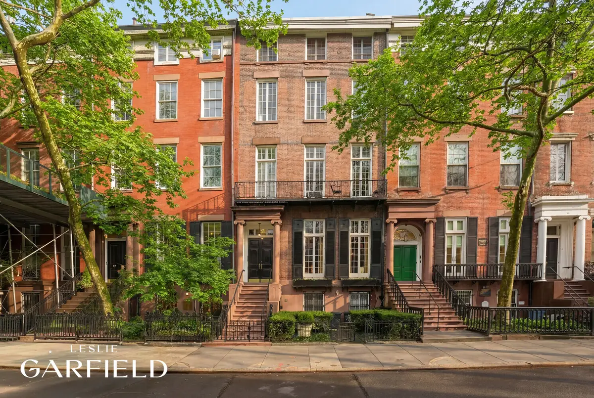 23 Washington Square N, Manhattan, NY 10011 - #1