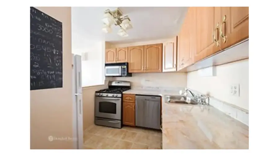 300 W 110th Street #15A, Manhattan, NY 10025 - #3