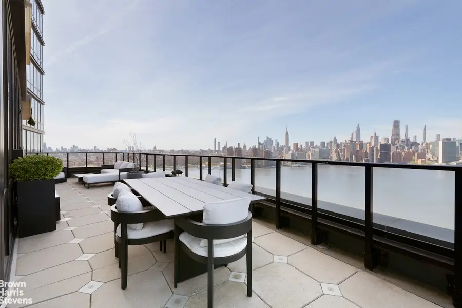 21 India Street #33B, Brooklyn, NY 11222 - #3
