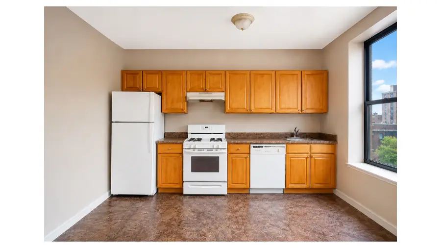510 Ocean Parkway #2B, Brooklyn, NY 11218 - #3