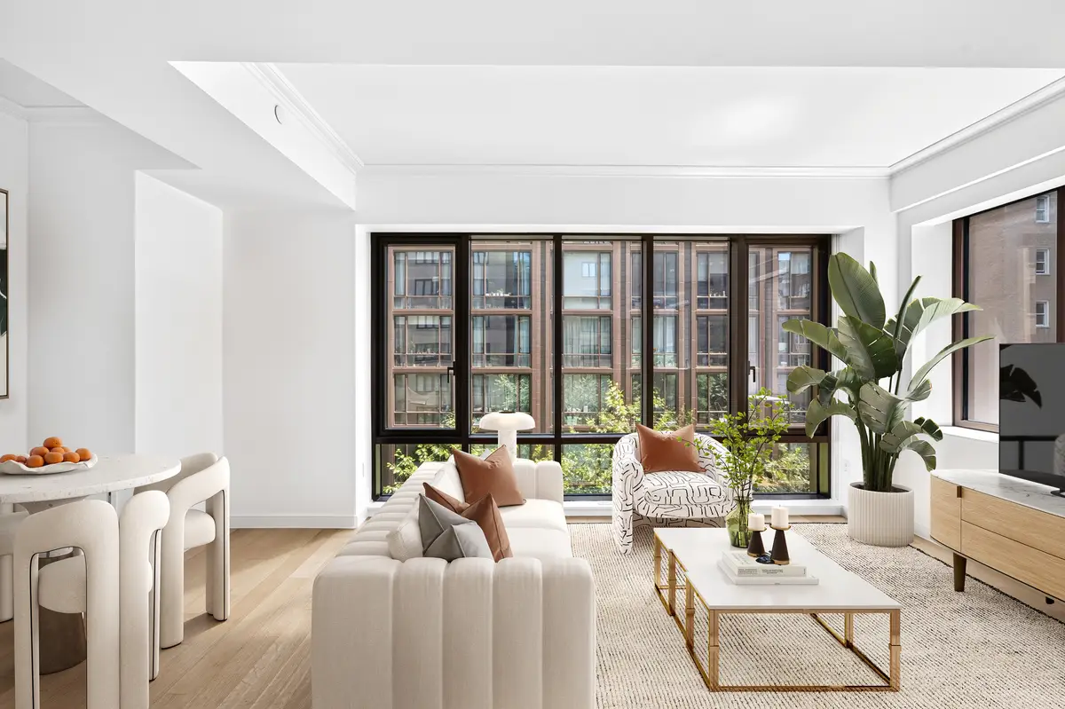 225 E 19th Street #402, Manhattan, NY 10003 - #1