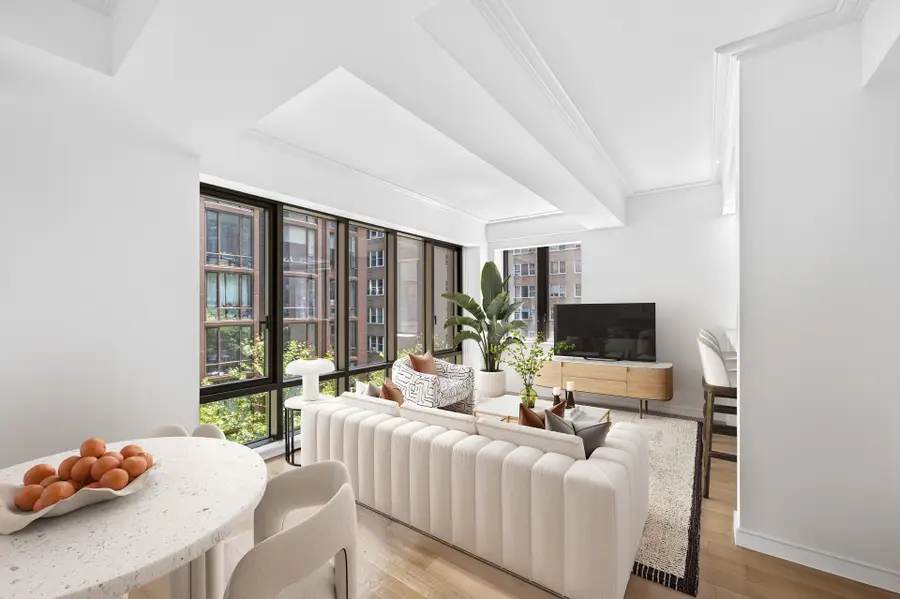225 E 19th Street #402, Manhattan, NY 10003 - #2