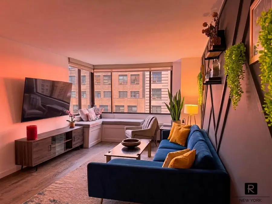350 W 50th Street #9-G, New York, NY 10019 - #2