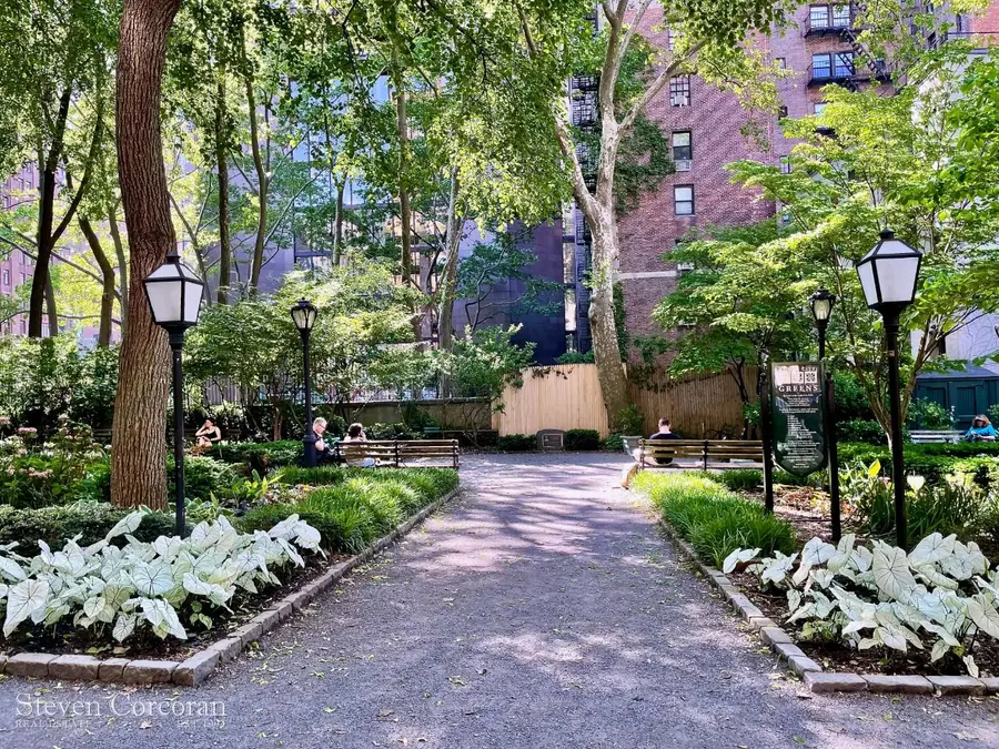 25 Tudor City Place #1910, Manhattan, NY 10017 - #3